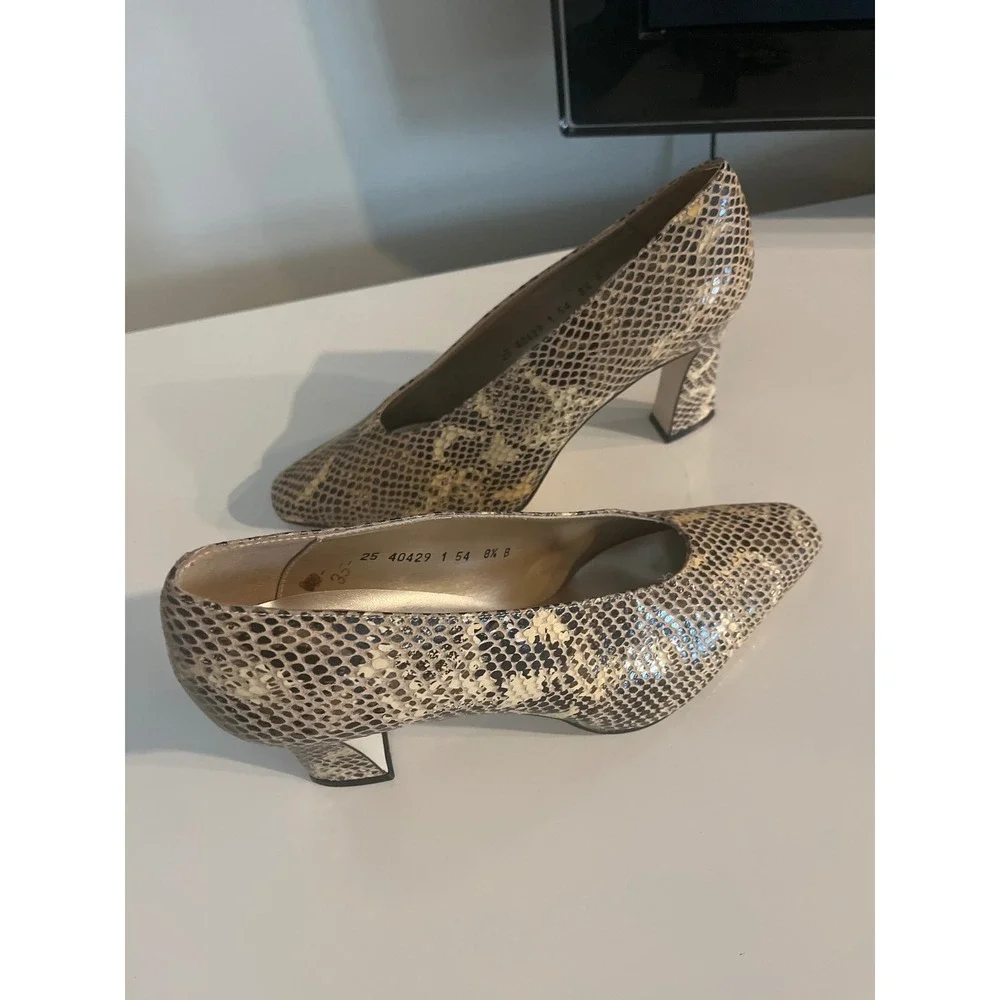 Made in Spain‎ Snakeskin Embossed Leather Pointed Toe Pumps Tan Gold 8.5B